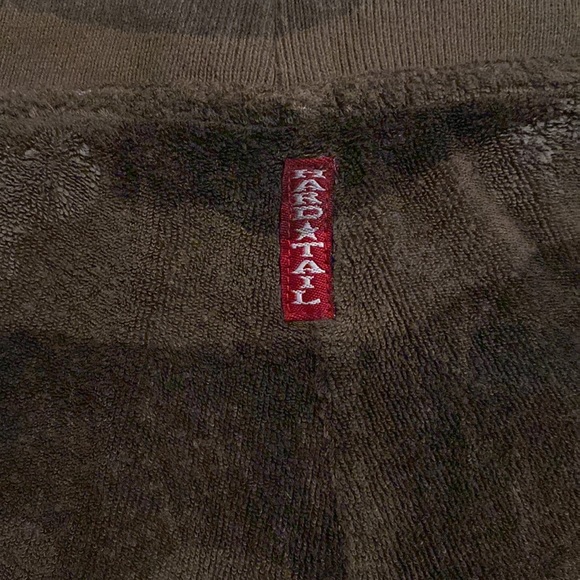 Camouflage Hard Tail shorts - Picture 3 of 4